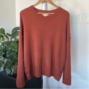 Altar’d State crewneck Pullover Sweater Sz L Burnt Orange Rust Exposed Seam
